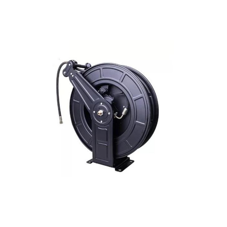 retractable garden hose reels water1